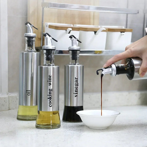 Garrafa de Óleo em Aço Inoxidável Antigotejamento – Dispensador para Molho de Soja, Vinagre e Temperos, Frasco Resistente para Condimentos e Acessórios de Cozinha.